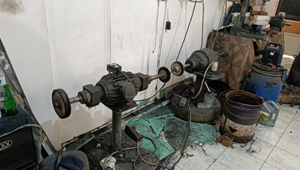 istanbulda yasa disi silah atolyesine baskin C4EqBOC1