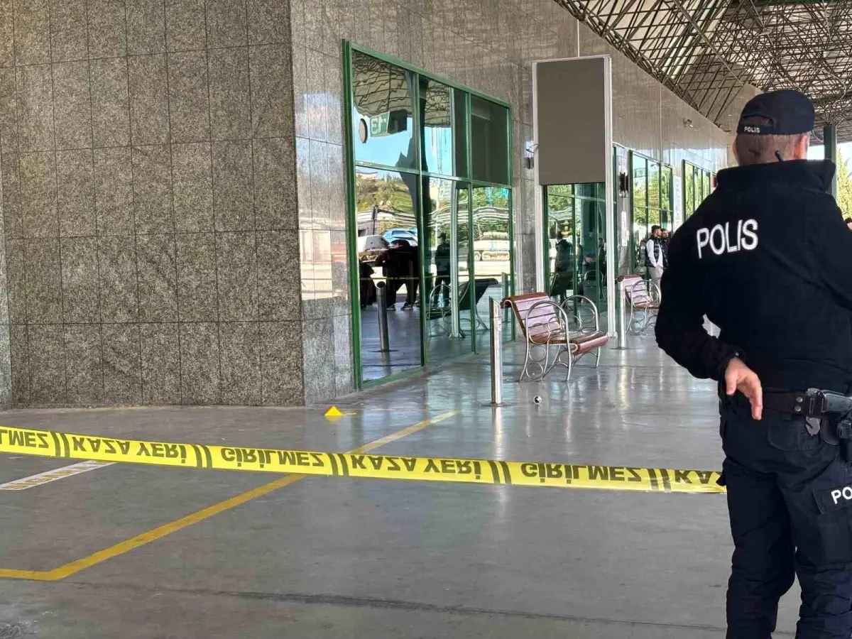 kocaelide uzman cavus otogarda rastgele ates acti 471TriOE.jpg