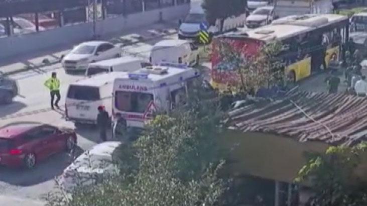 iett otobusunde bicakli dehset 1 olu 2 yarali DENJxBkr.jpg