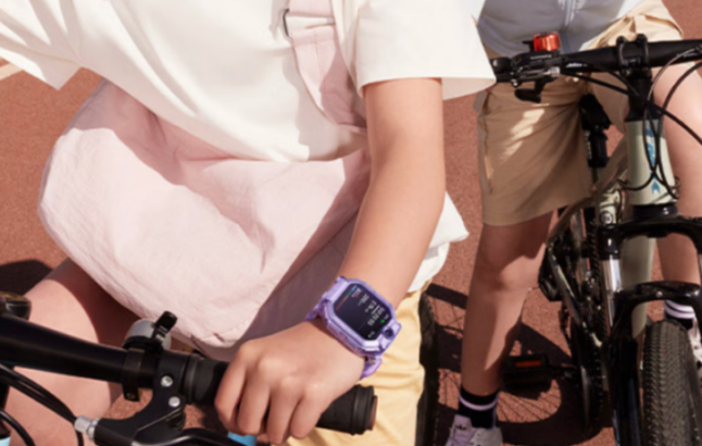 Xiaomi Katlanabilir Kameralı Çocuk Saati