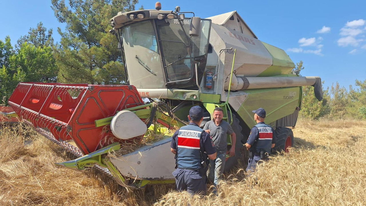 Bilecikte jandarma tarlalarda yangin riskine karsi sahada iJ76KgDH